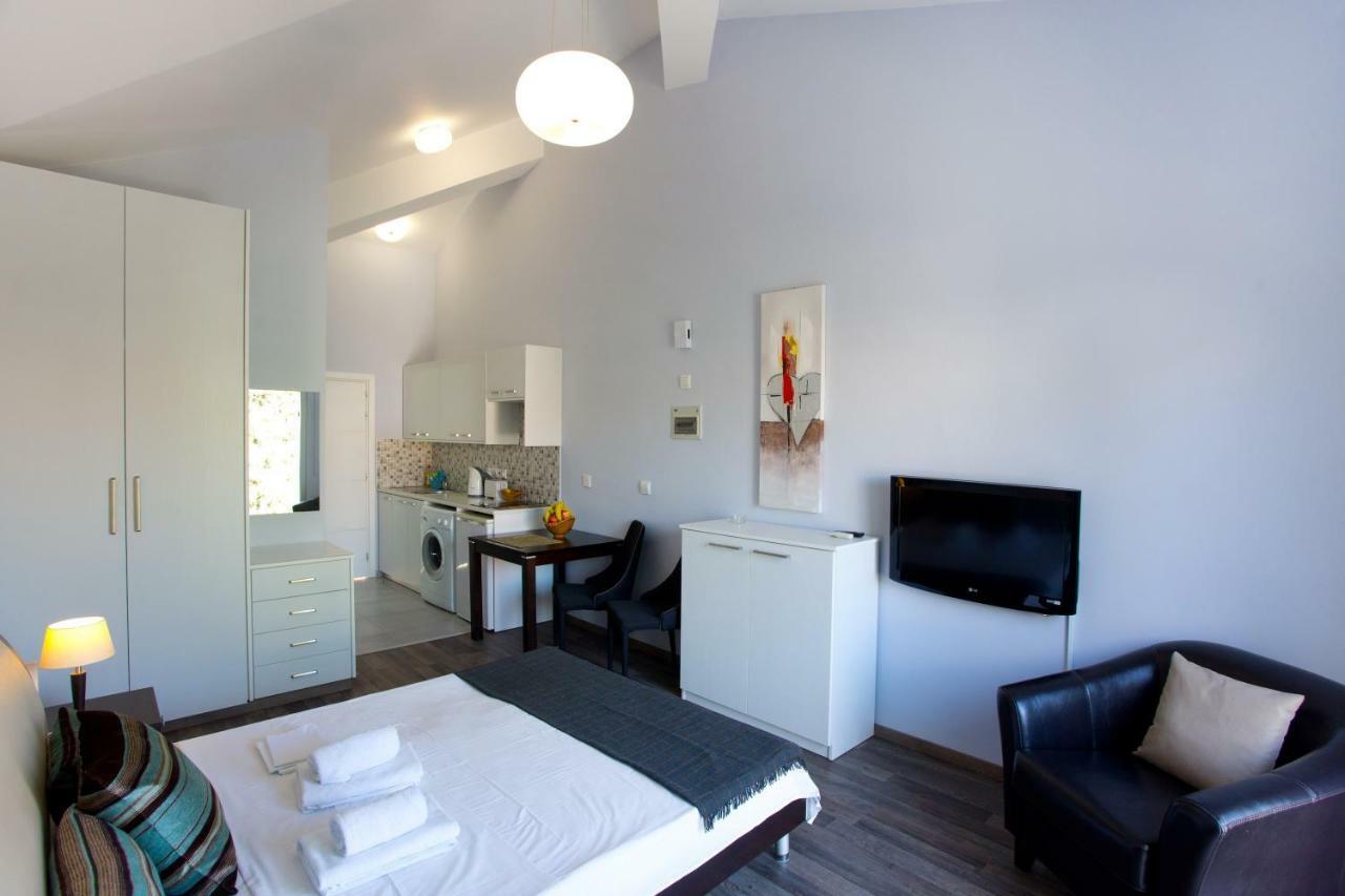 Galatex Beach Living By Trulycyprus 레메소스 외부 사진